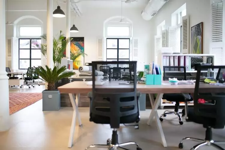 Open Plan Workstations in Delhi